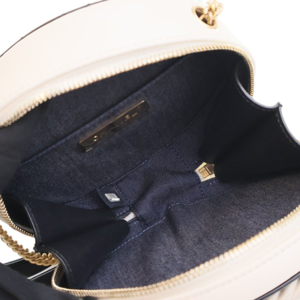 Pre-Loved Chanel Crumpled Calfskin En Vogue Round Bag - Picture 8 of 12
